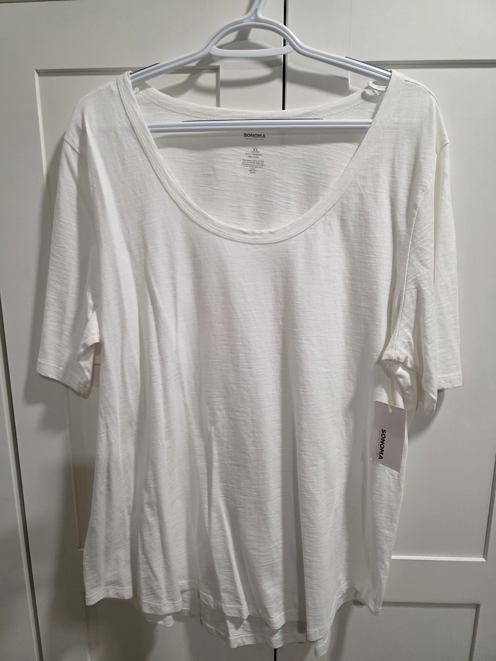 Sonoma White Scoop Neck Short Sleeve Women's Tee